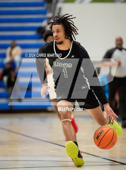 Thumbnail 2 in Augusta Christian vs Grovetown (100 Black Men of Augusta Thanksgiving Classic) photogallery.
