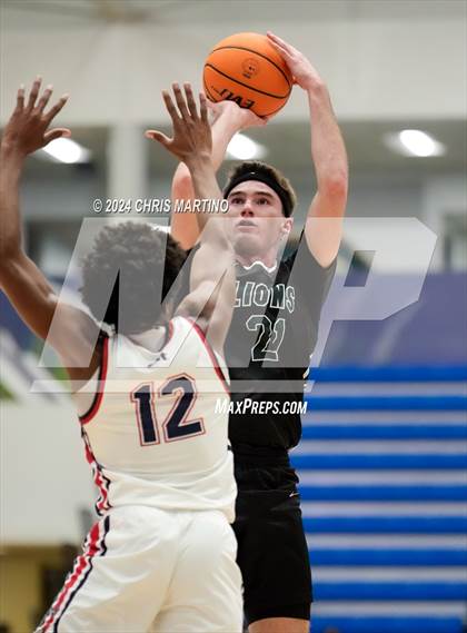Thumbnail 2 in Augusta Christian vs Grovetown (100 Black Men of Augusta Thanksgiving Classic) photogallery.