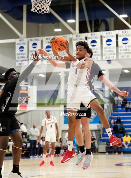 Thumbnail 3 in Augusta Christian vs Grovetown (100 Black Men of Augusta Thanksgiving Classic) photogallery.