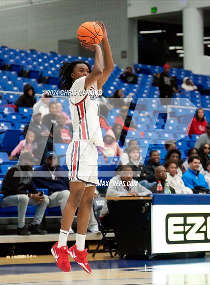 Thumbnail 1 in Augusta Christian vs Grovetown (100 Black Men of Augusta Thanksgiving Classic) photogallery.