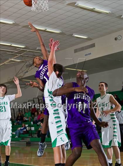 Thumbnail 3 in Washington @ Triton Central photogallery.