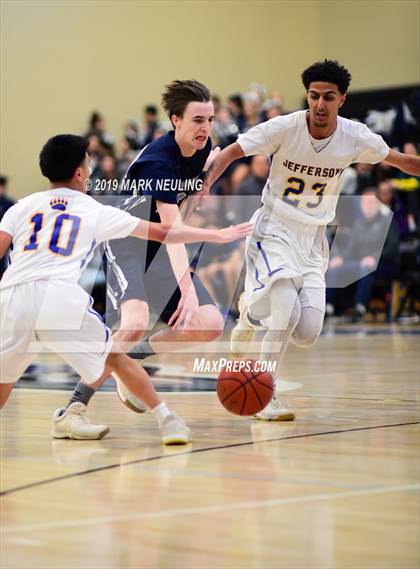 Thumbnail 3 in Carlmont vs. Jefferson photogallery.
