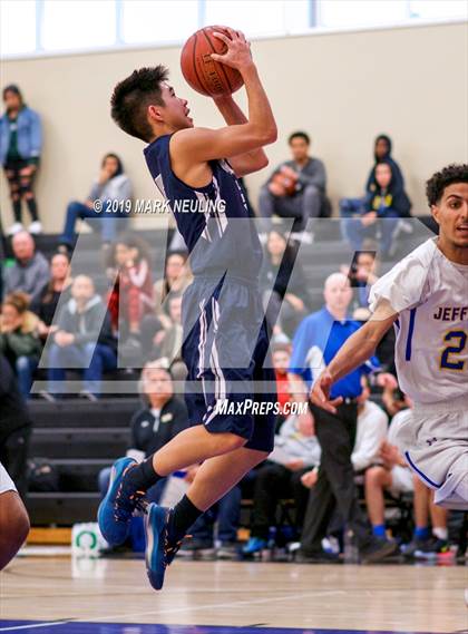 Thumbnail 1 in Carlmont vs. Jefferson photogallery.