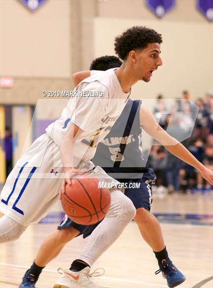 Thumbnail 3 in Carlmont vs. Jefferson photogallery.