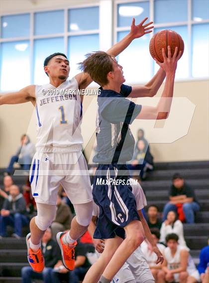 Thumbnail 3 in Carlmont vs. Jefferson photogallery.