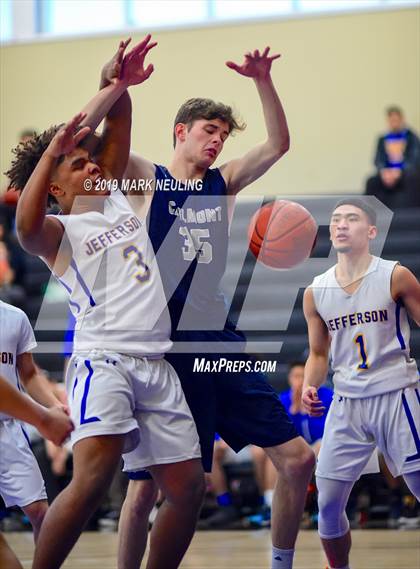 Thumbnail 3 in Carlmont vs. Jefferson photogallery.