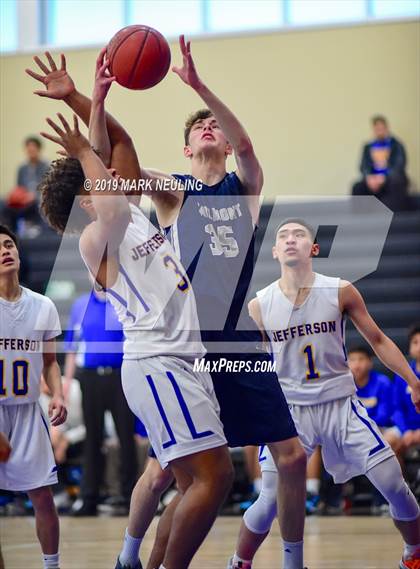 Thumbnail 2 in Carlmont vs. Jefferson photogallery.