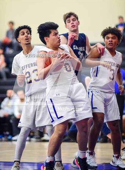 Thumbnail 1 in Carlmont vs. Jefferson photogallery.