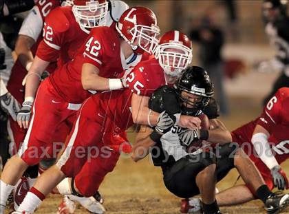 Thumbnail 2 in Lutheran vs. Servite photogallery.