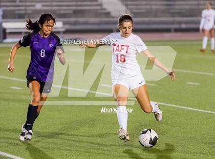 Thumbnail 2 in Taft @ Warren photogallery.