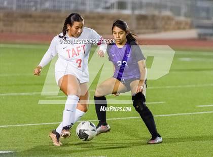 Thumbnail 3 in Taft @ Warren photogallery.