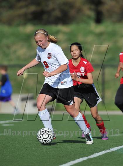 Thumbnail 1 in Grand Valley vs. Denver Science & Tech Stapleton  (CHSAA 3A 1st Round Playoff) photogallery.