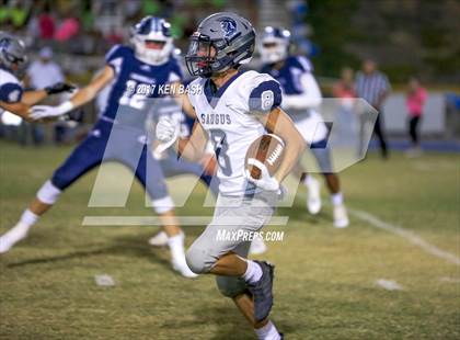 Thumbnail 1 in Saugus @ Camarillo photogallery.