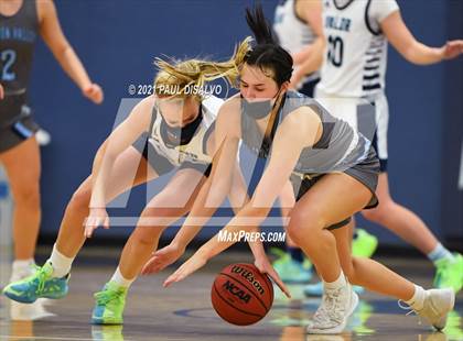 Thumbnail 2 in Ralston Valley @ Valor Christian photogallery.