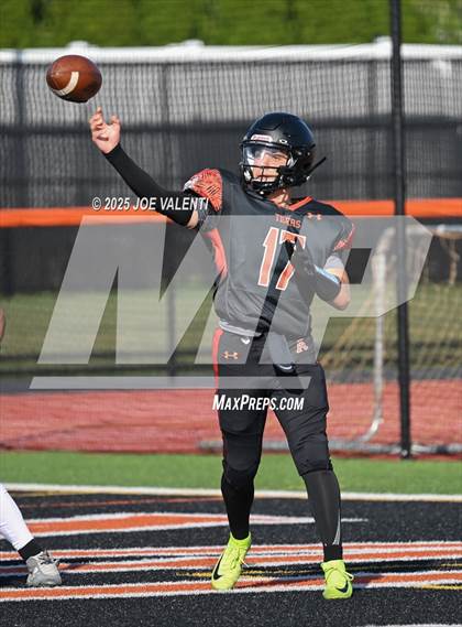 Thumbnail 3 in JV: Grand Island @ Amherst Central photogallery.