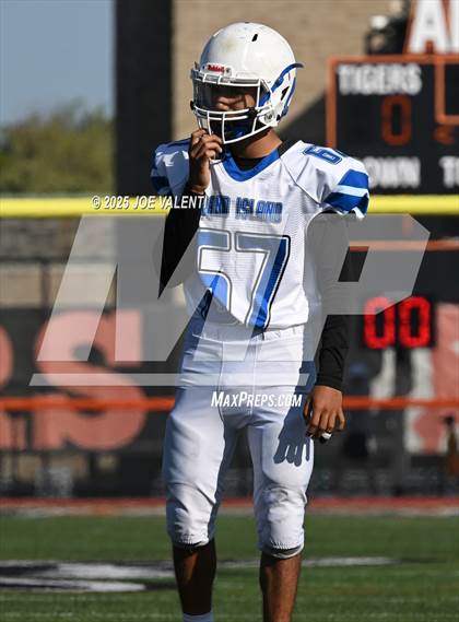 Thumbnail 2 in JV: Grand Island @ Amherst Central photogallery.