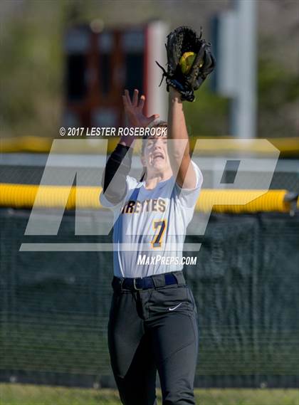 Thumbnail 2 in Three Rivers vs. Poth (Leopard Softball Classic) photogallery.