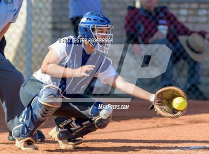 Thumbnail 2 in Three Rivers vs. Poth (Leopard Softball Classic) photogallery.