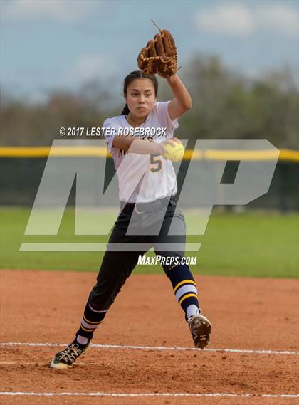 Thumbnail 3 in Three Rivers vs. Poth (Leopard Softball Classic) photogallery.