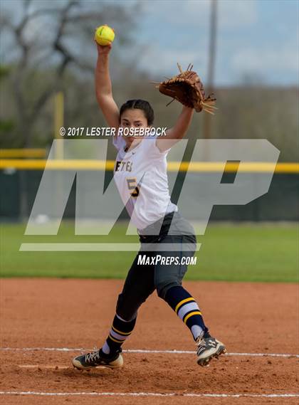 Thumbnail 2 in Three Rivers vs. Poth (Leopard Softball Classic) photogallery.