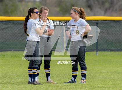 Thumbnail 2 in Three Rivers vs. Poth (Leopard Softball Classic) photogallery.
