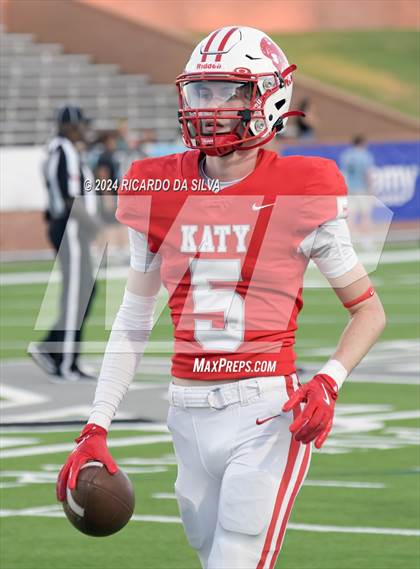 Thumbnail 2 in Katy vs Paetow photogallery.