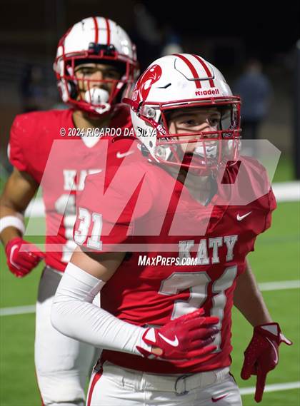 Thumbnail 2 in Katy vs Paetow photogallery.