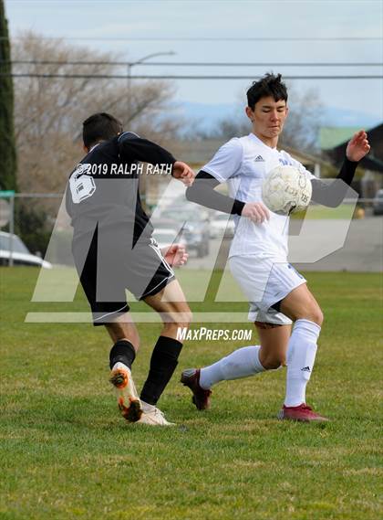 Thumbnail 3 in Corning vs. University Prep (CIF NS D2 Final) photogallery.