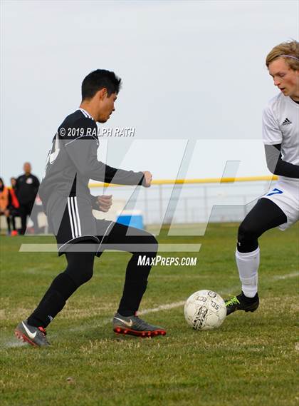 Thumbnail 2 in Corning vs. University Prep (CIF NS D2 Final) photogallery.