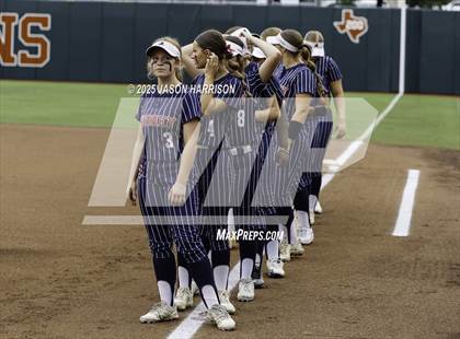 Thumbnail 2 in Robinson vs. Aubrey (UIL Softball 4A D2 Final) photogallery.