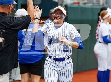 Thumbnail 3 in Robinson vs. Aubrey (UIL Softball 4A D2 Final) photogallery.