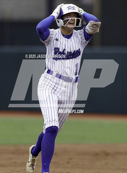 Thumbnail 3 in Robinson vs. Aubrey (UIL Softball 4A D2 Final) photogallery.