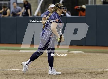 Thumbnail 2 in Robinson vs. Aubrey (UIL Softball 4A D2 Final) photogallery.