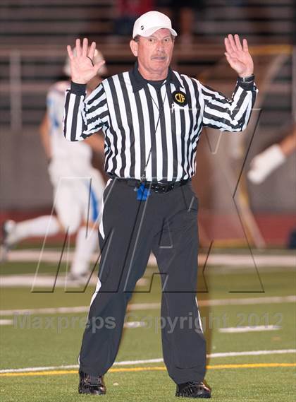 Thumbnail 3 in Serra vs. Bellarmine (CIF CCS Open Division Semifinals) photogallery.