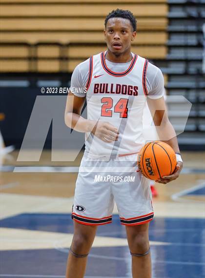 Thumbnail 1 in Millbrook vs. Dutchtown (Lemon Street Classic) photogallery.