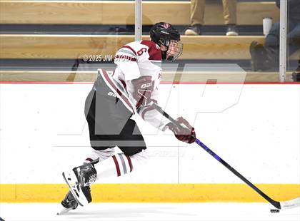 Thumbnail 1 in Loomis vs. St. Paul's (Avon Christmas Classic 5th Place photogallery.