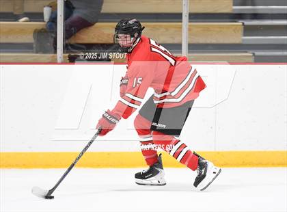 Thumbnail 3 in Loomis vs. St. Paul's (Avon Christmas Classic 5th Place photogallery.