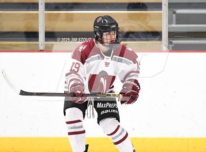 Thumbnail 3 in Loomis vs. St. Paul's (Avon Christmas Classic 5th Place photogallery.