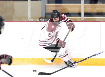 Thumbnail 3 in Loomis vs. St. Paul's (Avon Christmas Classic 5th Place photogallery.