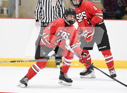 Thumbnail 3 in Loomis vs. St. Paul's (Avon Christmas Classic 5th Place photogallery.