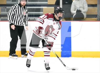 Thumbnail 1 in Loomis vs. St. Paul's (Avon Christmas Classic 5th Place photogallery.
