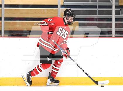 Thumbnail 2 in Loomis vs. St. Paul's (Avon Christmas Classic 5th Place photogallery.