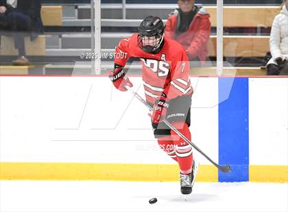 Thumbnail 3 in Loomis vs. St. Paul's (Avon Christmas Classic 5th Place photogallery.