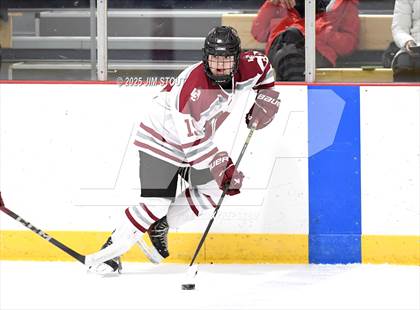 Thumbnail 3 in Loomis vs. St. Paul's (Avon Christmas Classic 5th Place photogallery.