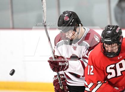 Thumbnail 3 in Loomis vs. St. Paul's (Avon Christmas Classic 5th Place photogallery.