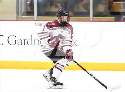Thumbnail 3 in Loomis vs. St. Paul's (Avon Christmas Classic 5th Place photogallery.