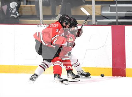 Thumbnail 3 in Loomis vs. St. Paul's (Avon Christmas Classic 5th Place photogallery.