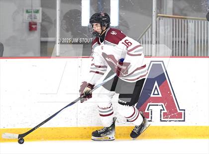 Thumbnail 3 in Loomis vs. St. Paul's (Avon Christmas Classic 5th Place photogallery.