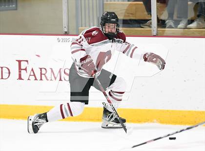 Thumbnail 2 in Loomis vs. St. Paul's (Avon Christmas Classic 5th Place photogallery.