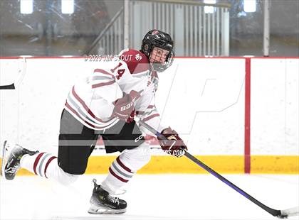 Thumbnail 3 in Loomis vs. St. Paul's (Avon Christmas Classic 5th Place photogallery.